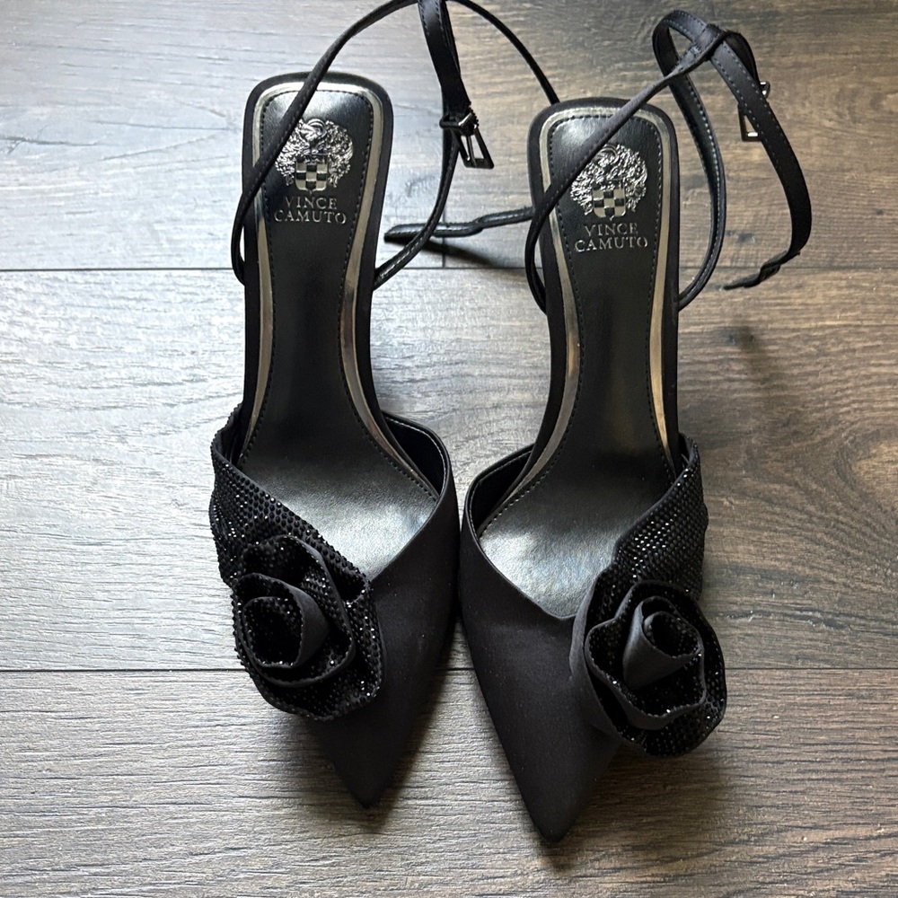 Vince Camuto Black Floral Heels | 3.5” Stiletto | Elegant